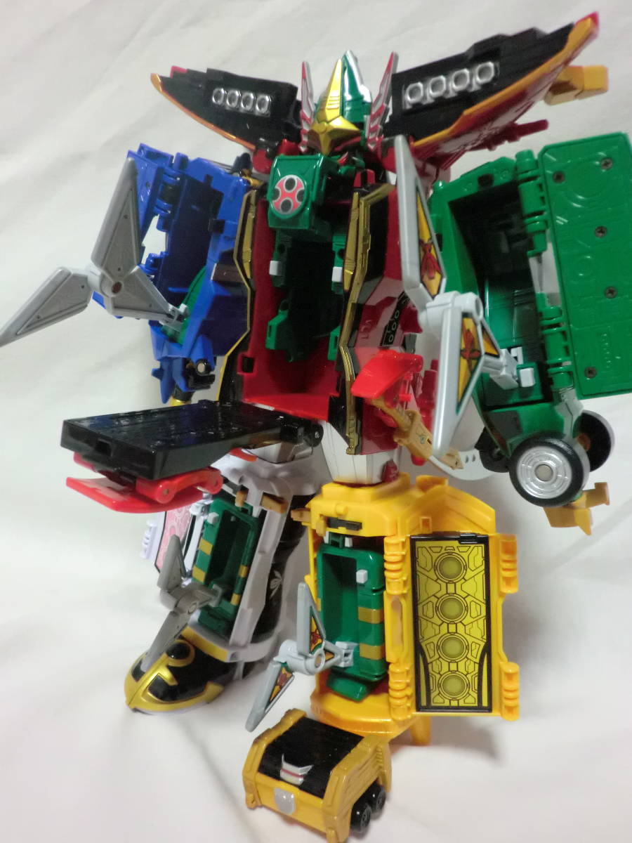 Xマススペシャル！　海賊戦隊　ゴウカイジャー　DXカンゼンゴーカイオー！！　ゴーカイオー＆豪獣神＆エンジンマッハルコン