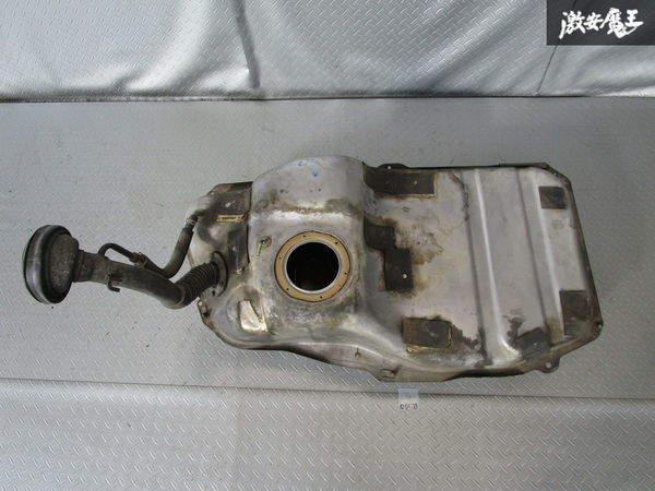 燃料タンク　RPS13 シルビア　180sx 日産純正 S13 シルビア RPS13 180SX SR20DE ガソリンタンク 燃料タンク
