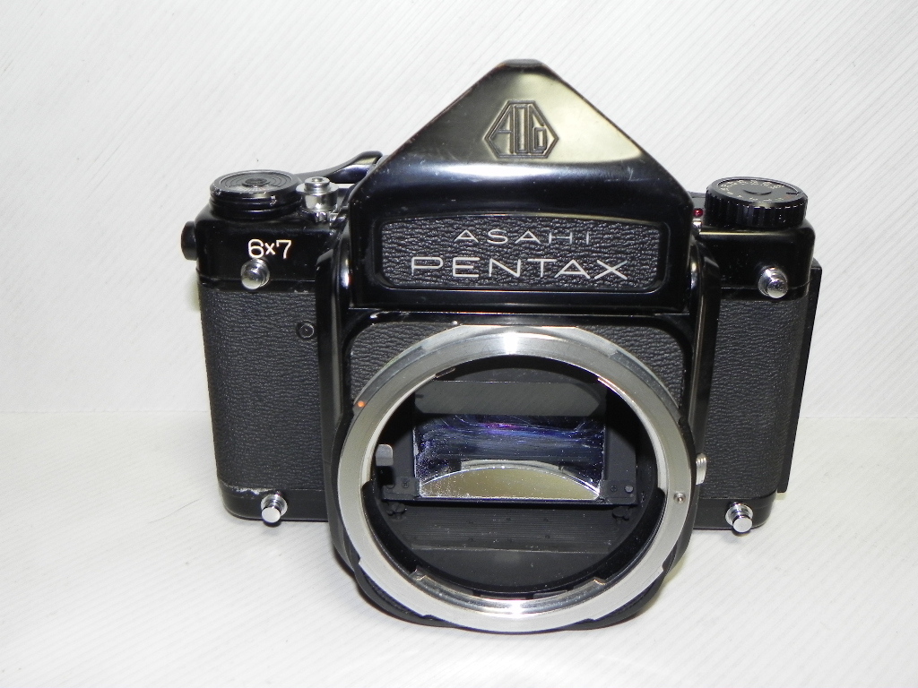 ペンタックス（PENTAX）ペンタ6X7 Body (ジャンク品) PENTAX 1円