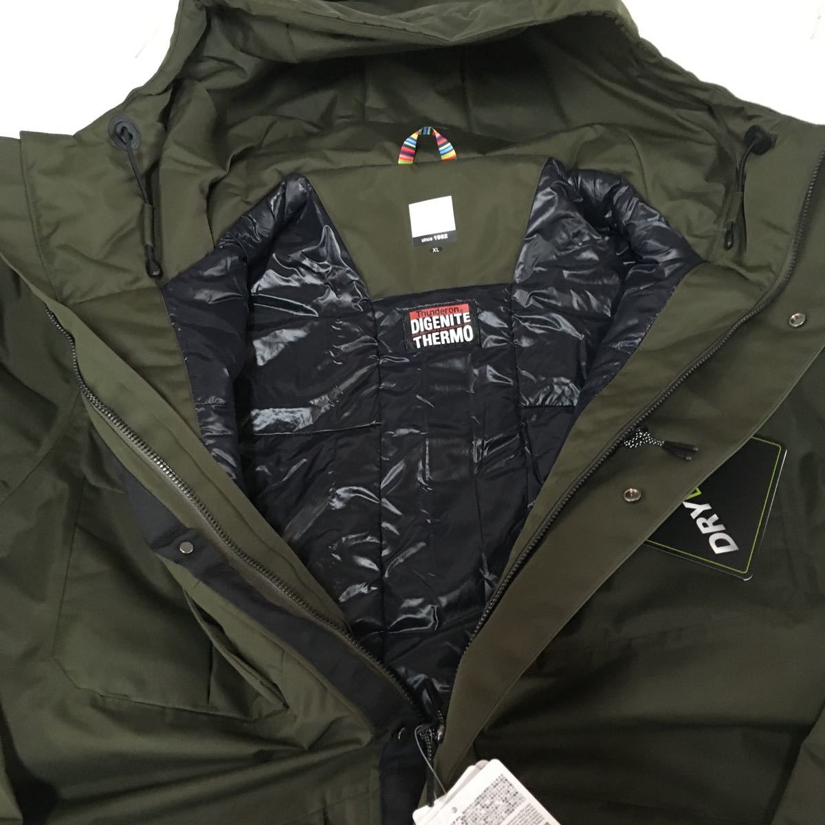 E7982-E65 IW phenix フェニックス アウトドア Snowscape Insulation