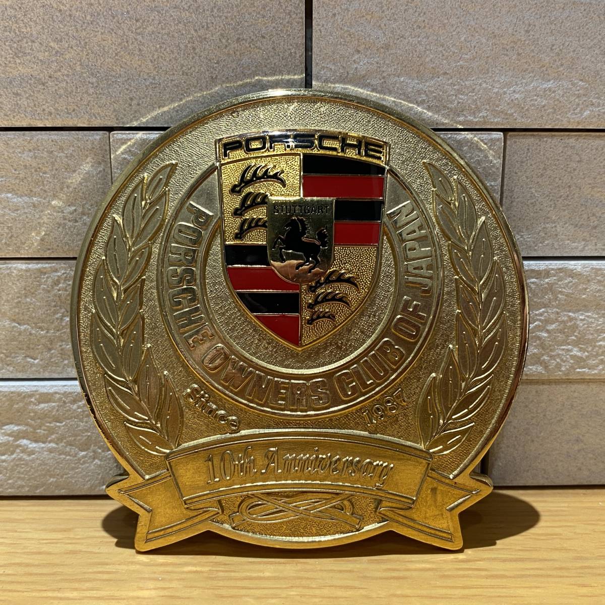 Porsche Club Japan １０周年 記念 バッジ バッチ エンブレム グリル 非売品 入手困難 オーナーズクラブ アニバーサリー ポルシェ 売買されたオークション情報 Yahooの商品情報をアーカイブ公開 オークファン Aucfan Com