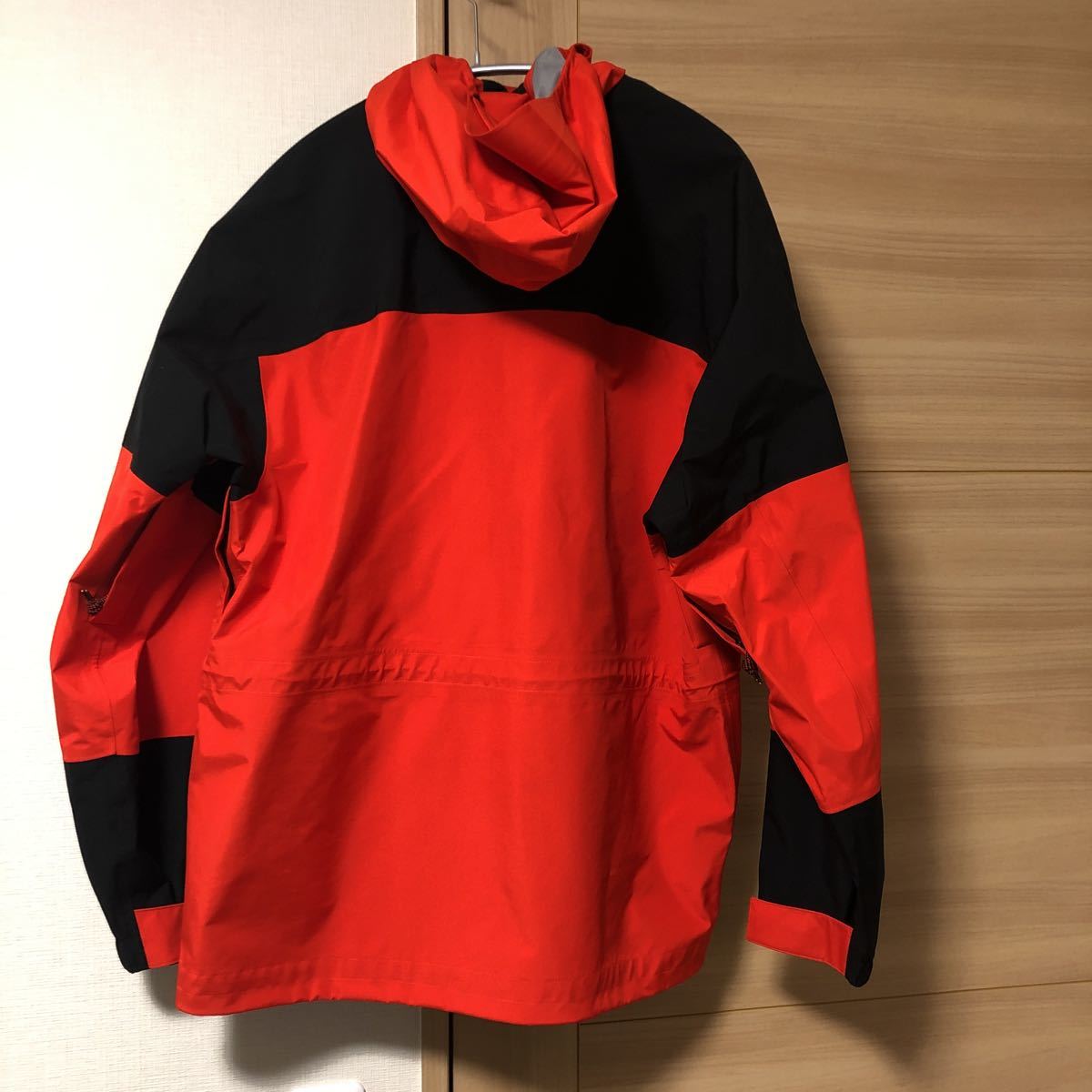 ナイキ ACG ゴアテックス マウンテンパーカー L 赤黒(ジャンパー 