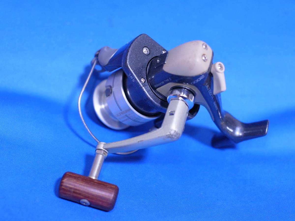 Shimano シマノ Ultegra 00 スピニングリール シマノ 売買されたオークション情報 Yahooの商品情報をアーカイブ公開 オークファン Aucfan Com
