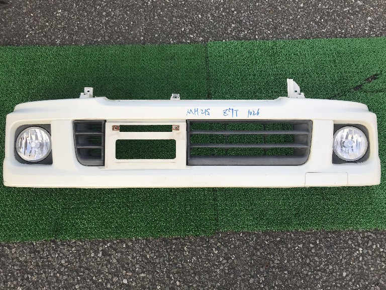 MH21S / ワゴンR / RR 後期 / フロントバンパー / Fバンパー / Z7T