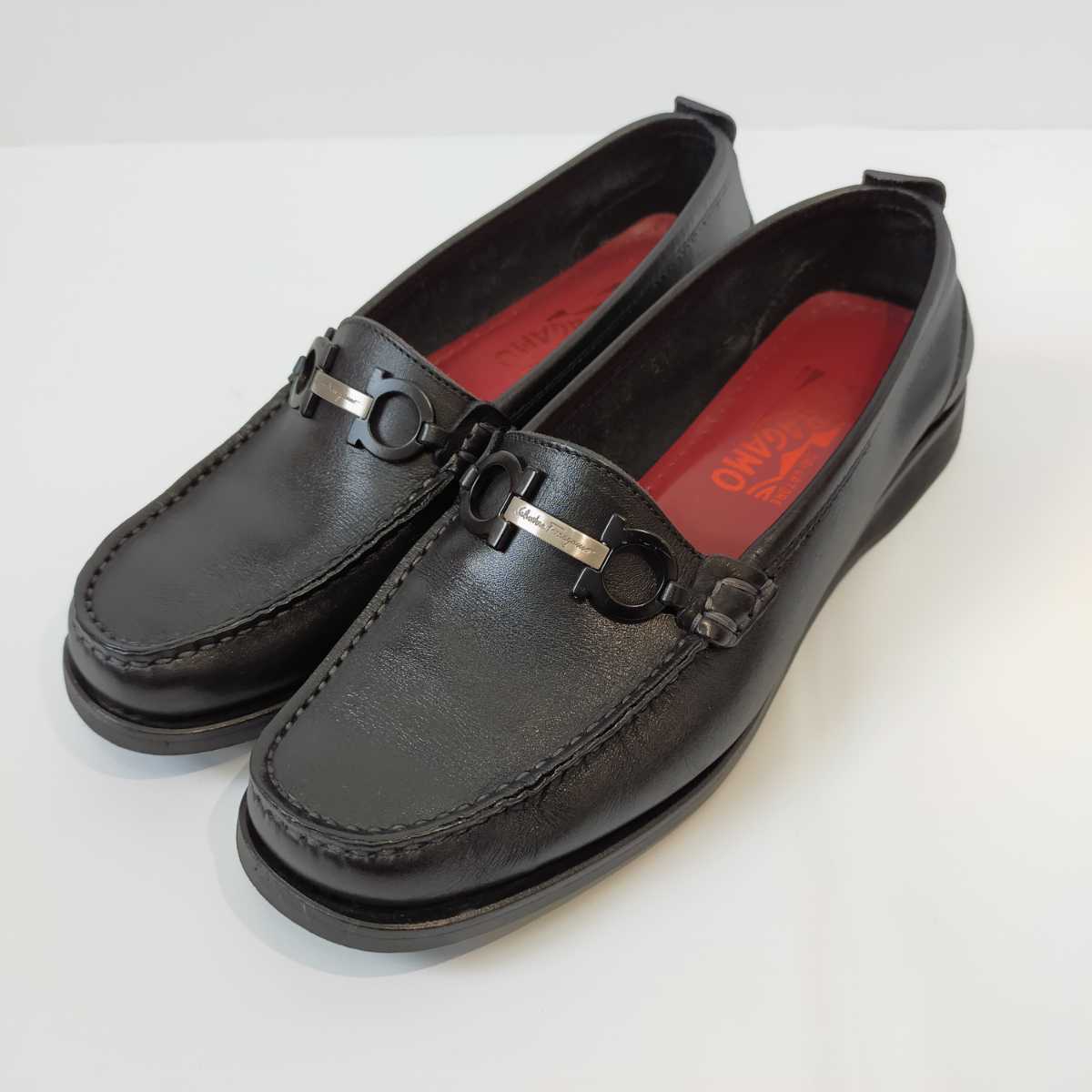 得価，2025 Salvatore Ferragamo 約23.5cm サルヴァトーレ フェラガモ ビットローファー ガンチーニ レザー ブラック レディース(5ハーフ)｜売買されたオークション情報、yahooの商品情報をアーカイブ公開 - オ 靴