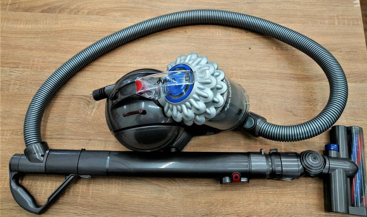 dyson ダイソン DC63 キャニスター 掃除機 タービンヘッド 付属品多数