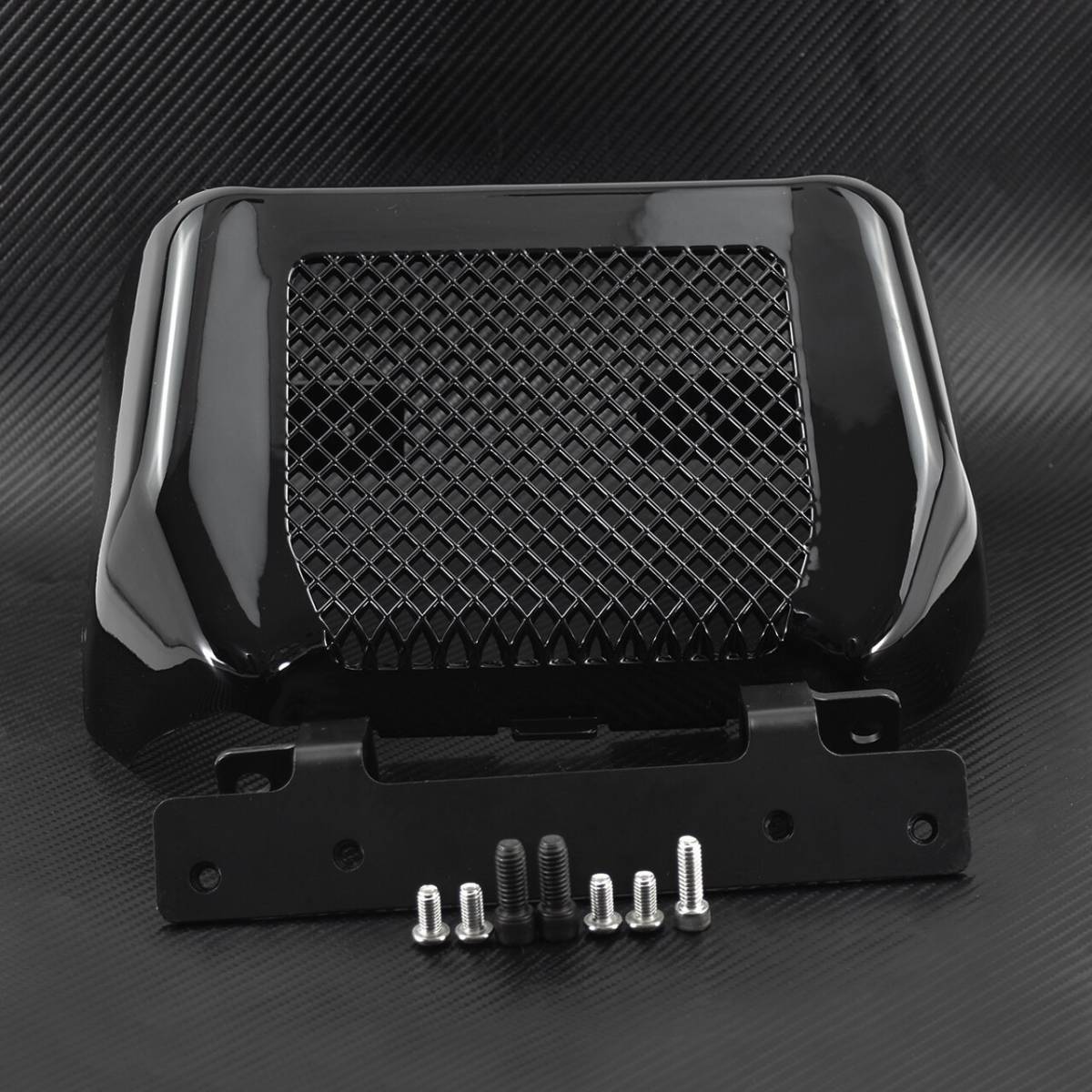 ハーレー オイルクーラーカバー エアディフレクター ロードキング ストリートグライド フリーホイーラー flhxs fltrx flhr 2017-18_1