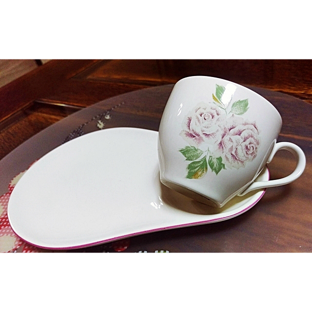 新品同様の美品★送料無料★SOPHISTICATED★薔薇柄★カップ＆ソーサー★１客★フレンチ★カフェ★コーヒー★ケーキ★上品_1