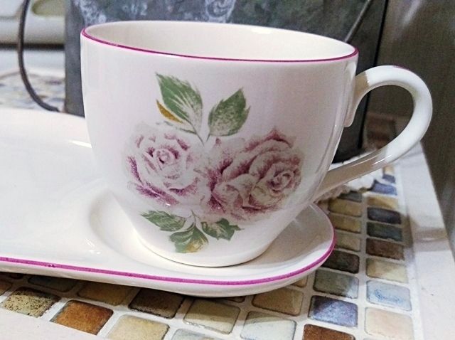 新品同様の美品★送料無料★SOPHISTICATED★薔薇柄★カップ＆ソーサー★１客★フレンチ★カフェ★コーヒー★ケーキ★上品_3