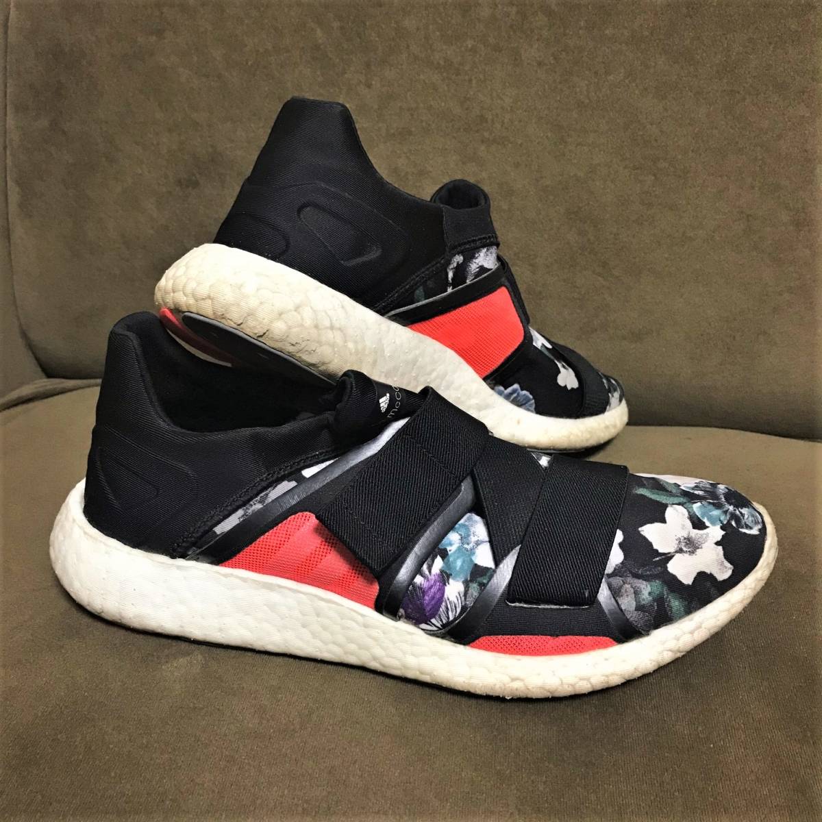 アディダス by ステラマッカートニー adidas by STELLA McCARTNEY 