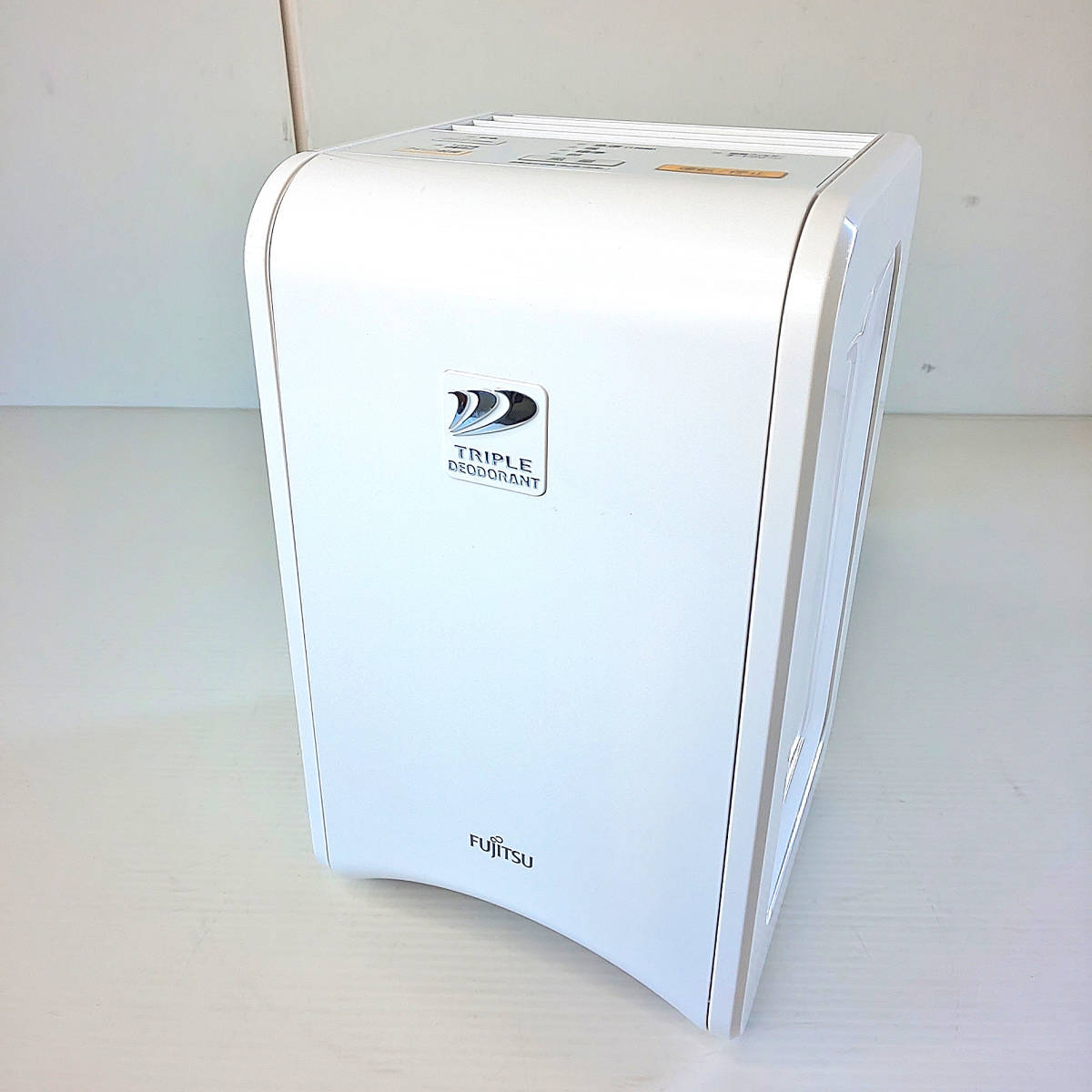 富士通 プラジオン 脱臭機 黒 DAS-15E-B 2017年制 動作確認済み Amazon