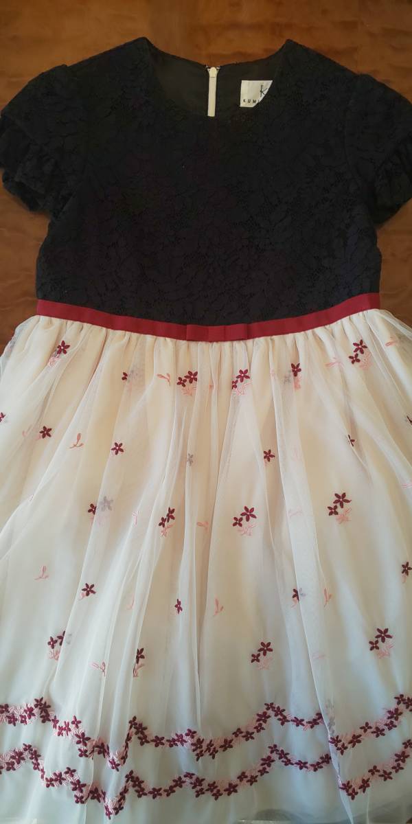 組曲 黒レースワンピース 花柄刺繍 １４０ ５枚重ねオフホワイトスカート 発表会などのフォーマルシーンに ワンピース ミニスカート 売買されたオークション情報 Yahooの商品情報をアーカイブ公開 オークファン Aucfan Com