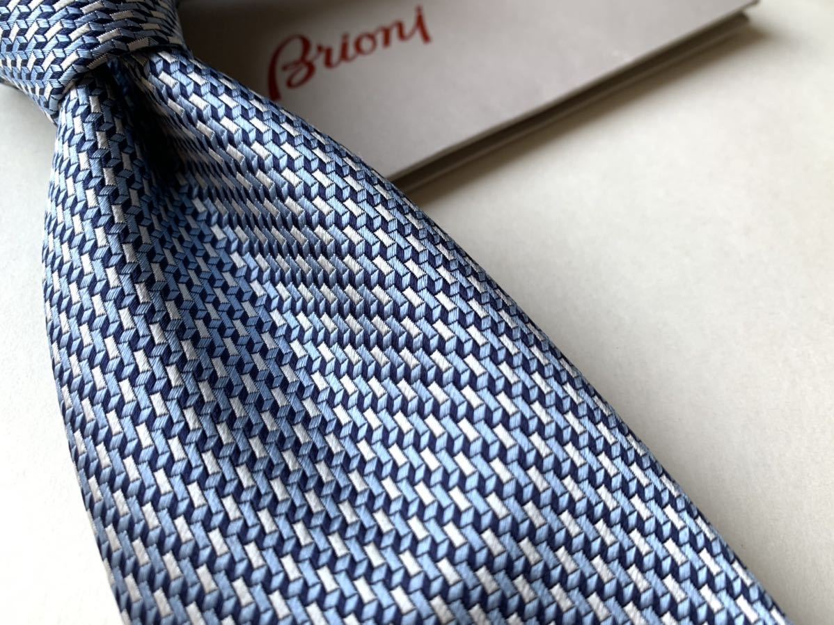 Brioni ブリオーニ 高級ネクタイ ブルー 青 ストライプ ジャガード織り