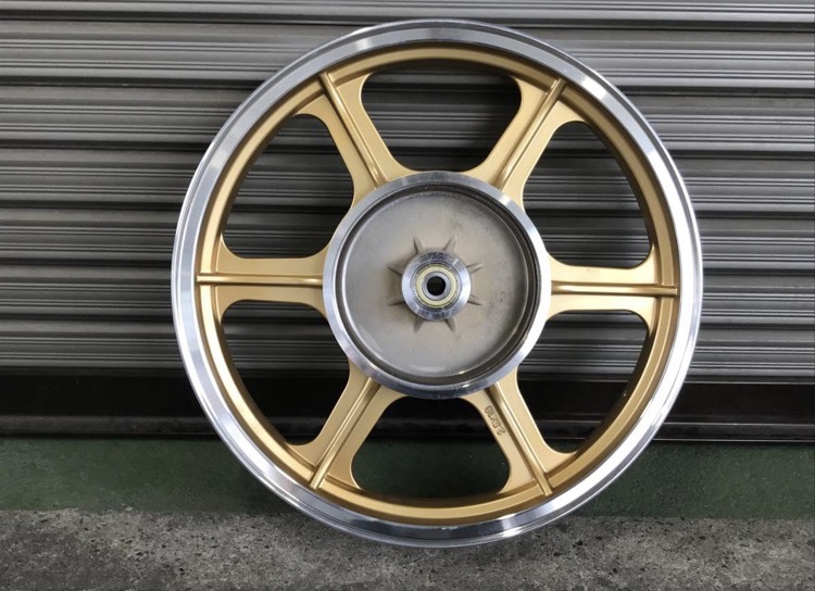 中古 美品 KH250 KH400 キャスト ホイール ゴールド 前後 セット 18