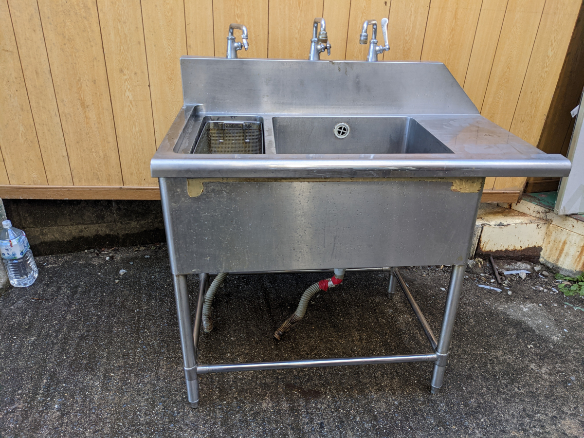 ソイルドシンク 1槽シンク ダスト付き 調理台 蛇口3個付き  