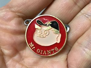 ジャイアンツ ピンバッジのYahoo!オークション(旧ヤフオク!)の相場