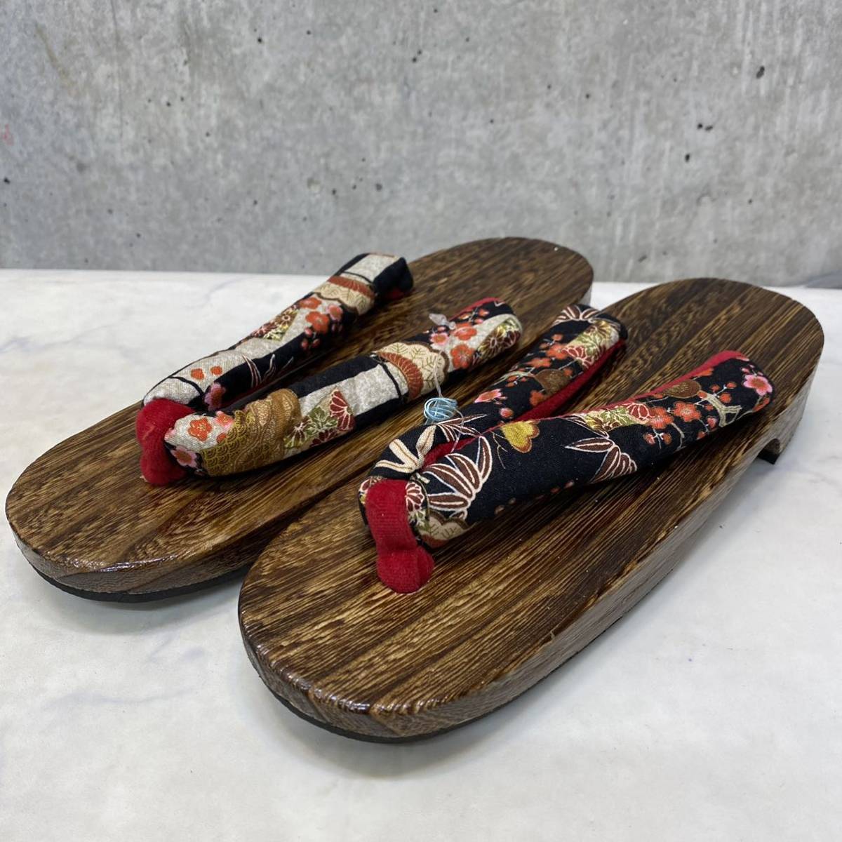 下駄 げた 女性用 下駄 桐下駄 焼桐 浴衣 着物用 M寸 綿 レディース 和服下駄 着物下駄 黒 和柄 桜(M寸)|売買されたオークション ...