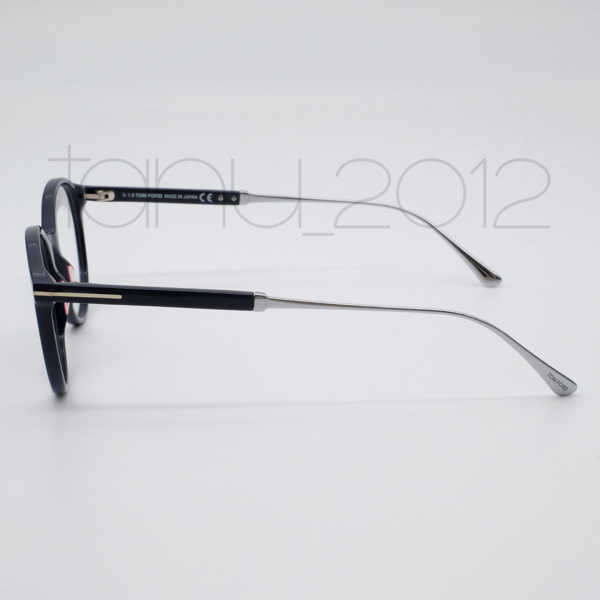 ☆新品本物!上級チタンモデル!定価7万!TOMFORD TF5485 090 ☆新品本物!上級チタンモデル!定価7万!TOMFORD TF5485 090