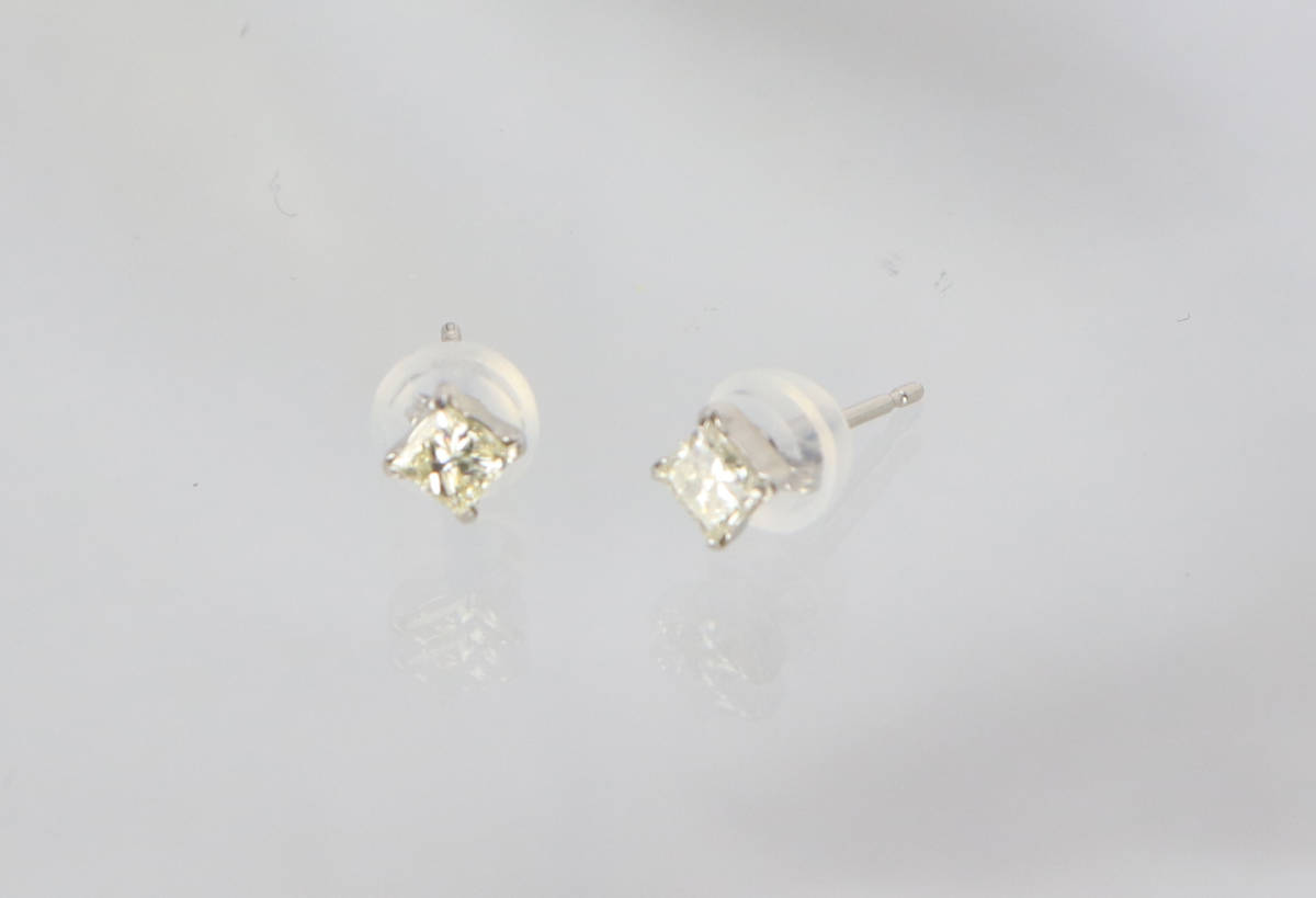 ◇ Pt900 プリンセスダイヤモンド 0.3ct ピアス ◇19 ピアス プラチナ