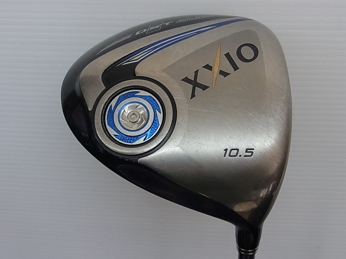 【良品】 人気の ゼクシオナイン ドライバーを売切り処分！ 10.5°XXIO MP900 (R)