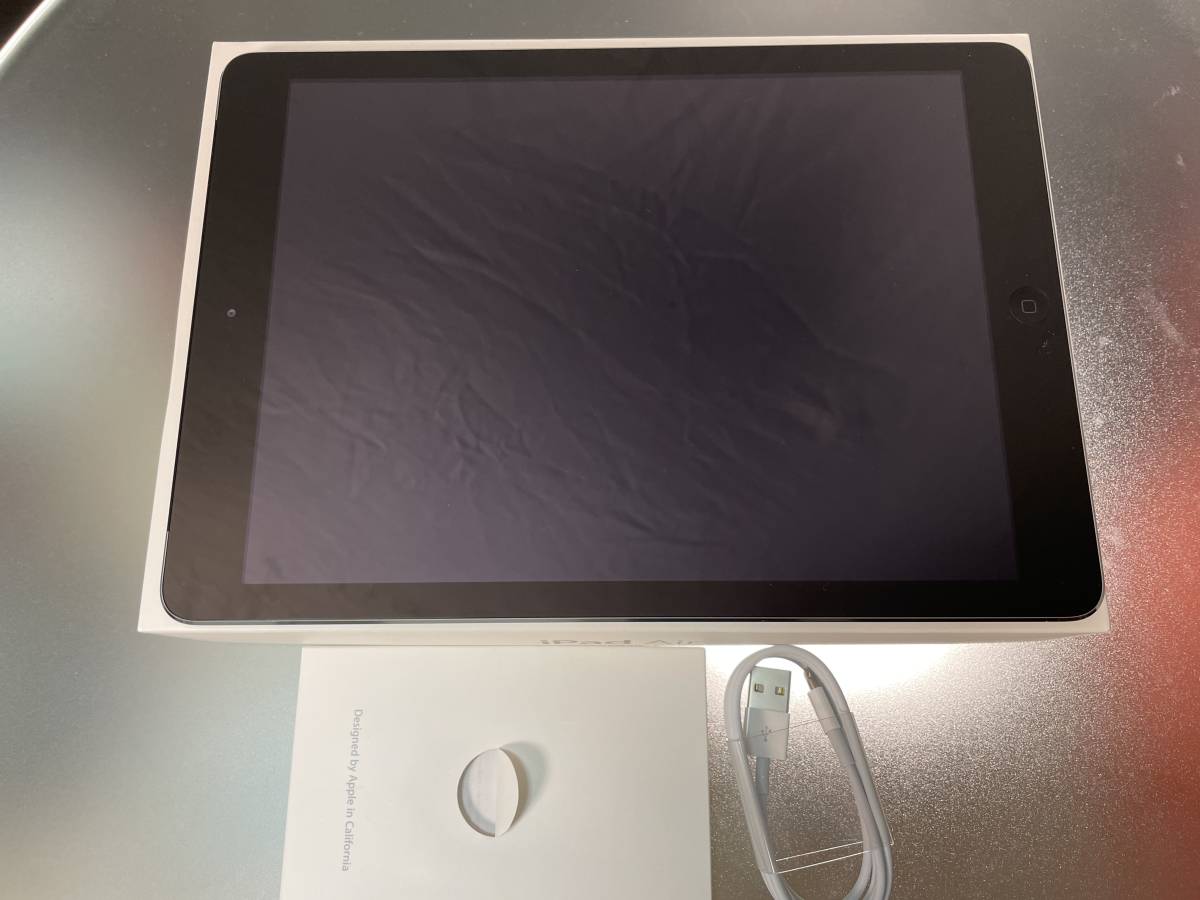 中古品】Apple ipad Air2 16GB au版セルラーモデル スペースグレー 