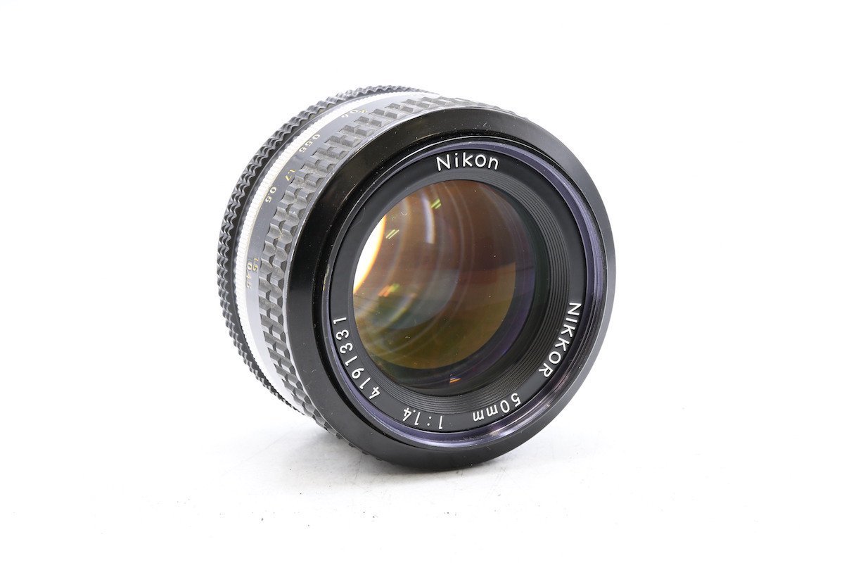 Nikon ニコン FE ブラック + AI NIKKOR 50mm F1.4 MFレンズ Fマウント