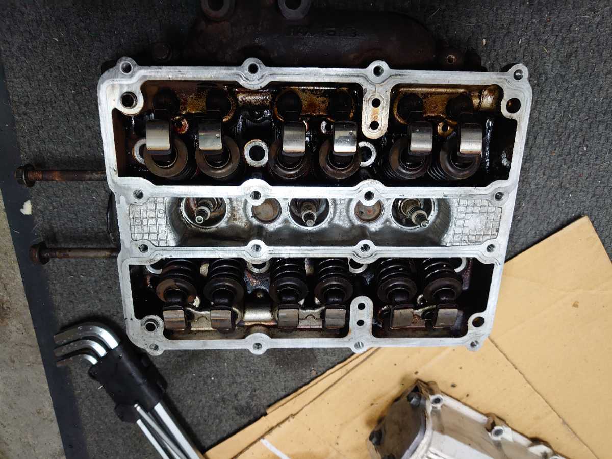 CR22S アルトワークス F6Aツインカムエンジン ヘッド ヘッドカバー 