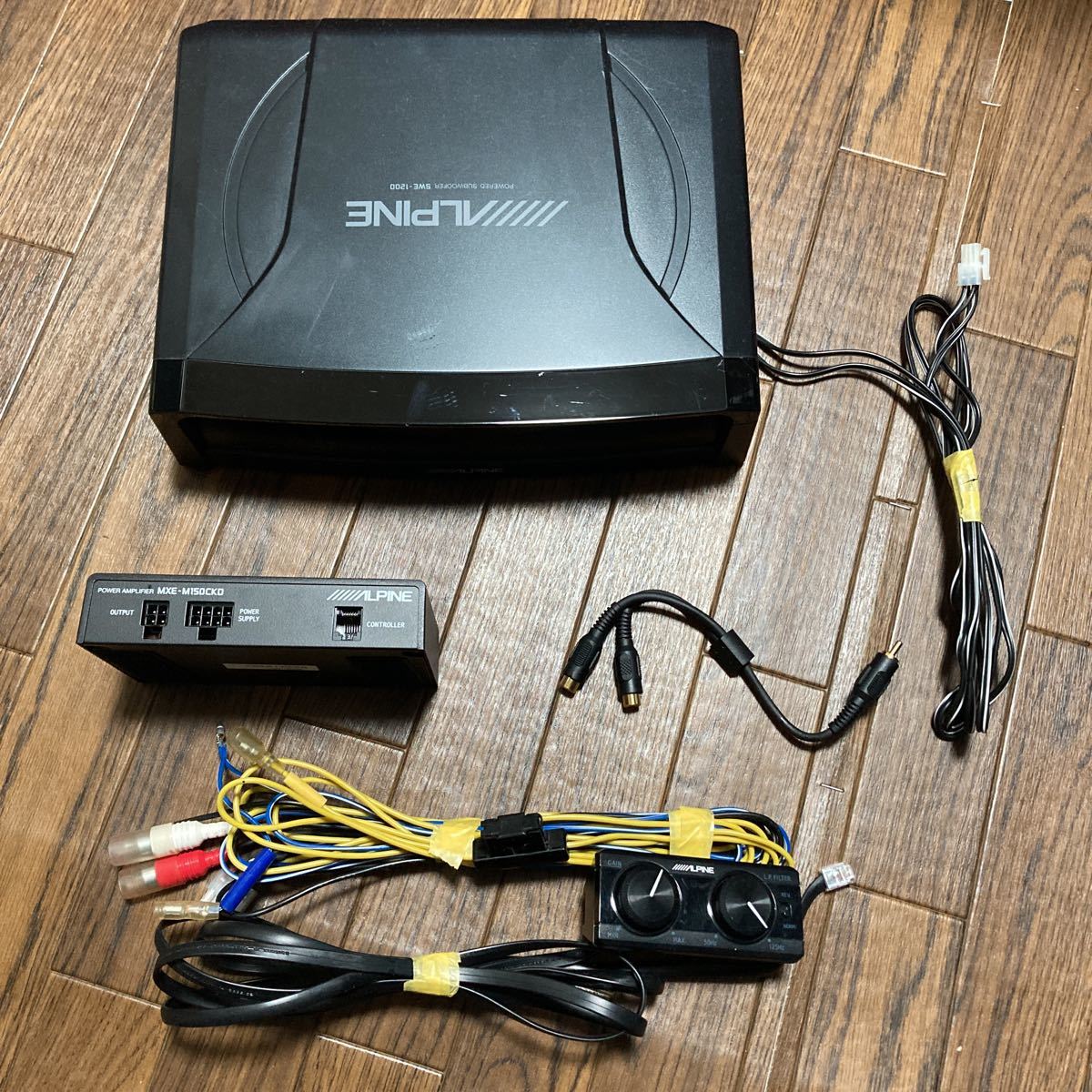 ALPINEウーファー　SWE-1200動作良好本日早朝取り外し品　即日発送 アルパイン サブウーハー SWE-1200 SWE-1200 ALPINE アルパイン 価格