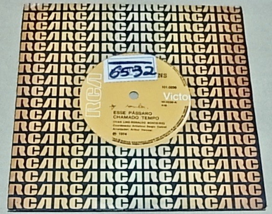 驚きの破格値，低価 BRA盤74年7オンリー Arthur Verocaiアレンジ Ivan Lins奥様 極上メロウMPB秀作 Lucinha Lins/Esse PAssaro Chamado Tempo(ボサノバ)｜売買されたオークション情報、yahooの商品情報をアーカイブ公開 - オークファン ボサノバ