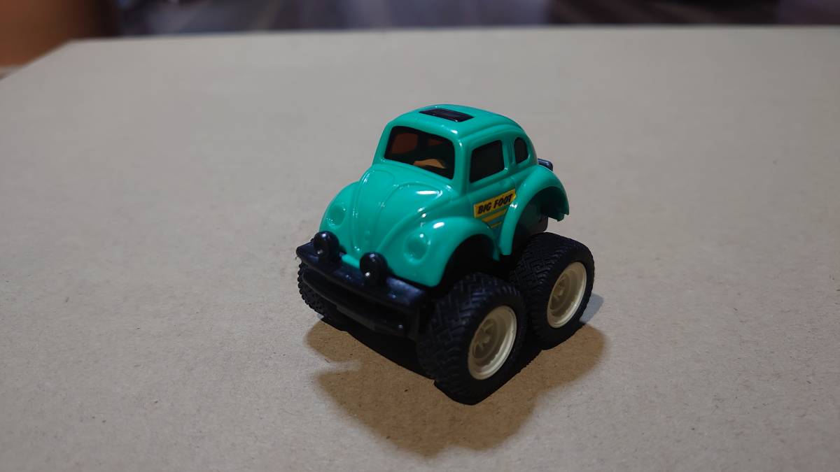 懐かしい 初期 ビックフット チョロQ G-08 ランドクルーザー 赤 日本