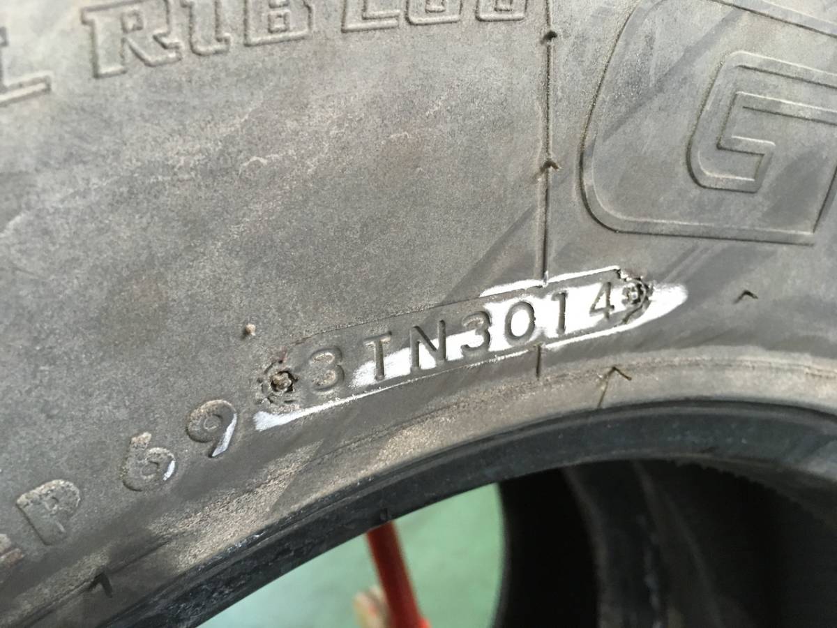 123⁄122L ブリヂストン G588 BRIDGESTONE リブラグ トラック V-STEEL
