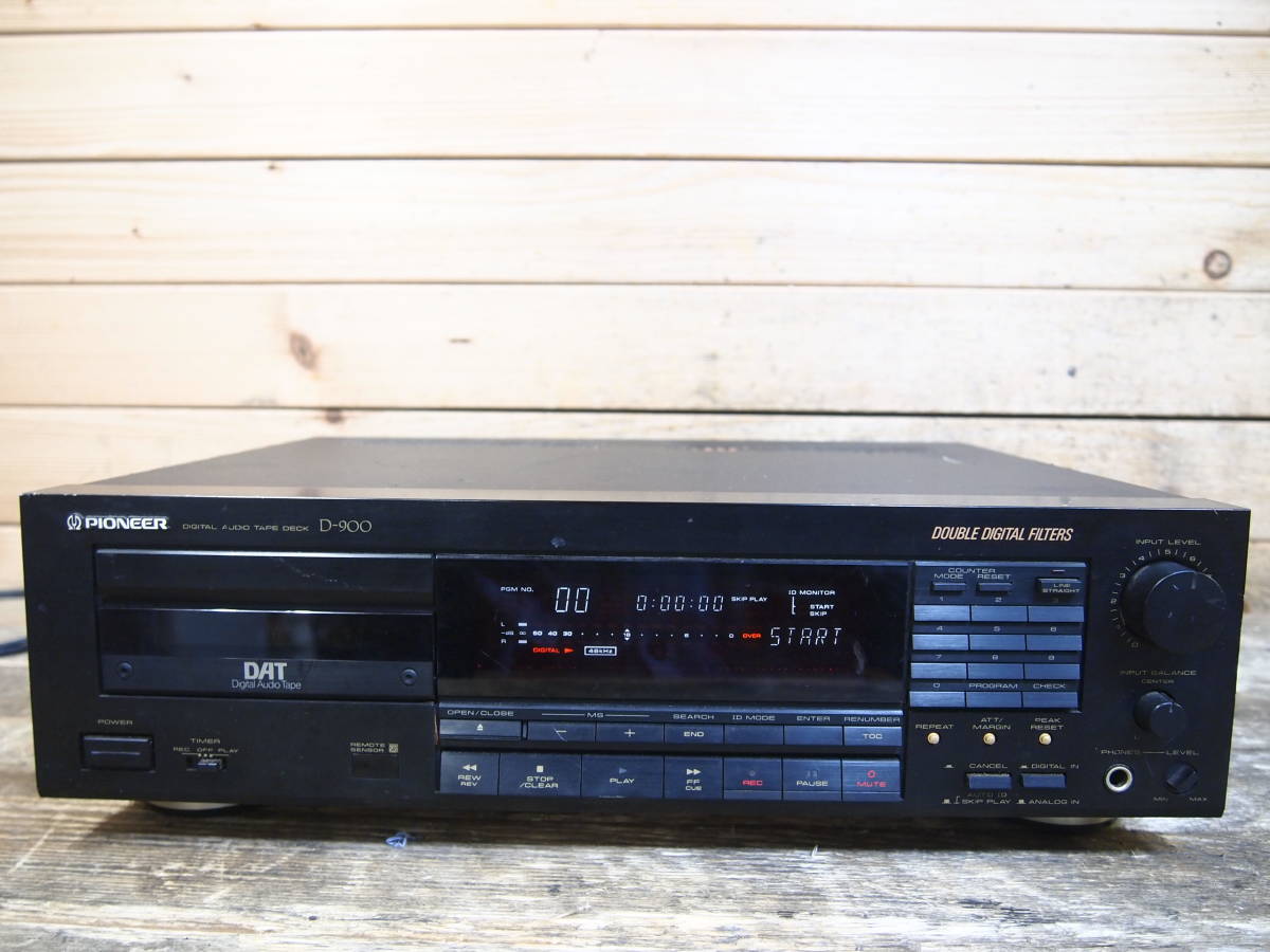DAT WALKMAN ウオークマン SONY ソニー TCD-d8 ポータブルDAT