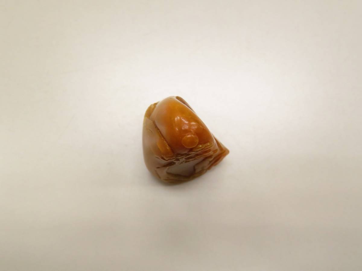 寿山石 田黄石 薄意 篆刻 印材 印石 箱付き 専用箱付薄意黄寿山古印材
