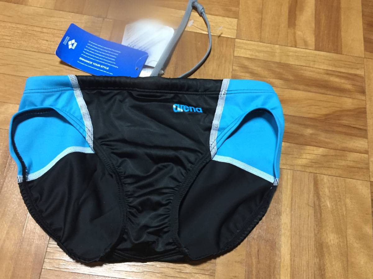 I*i様 【美品】arena 競パン　競泳水着　水色　サイズM アリーナ 競泳水着 競パン arena ブルー メンズ - Mサイズ Mサイズ