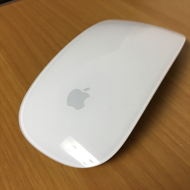 本日限定特価品!! 純正品 Apple Magic Mouse 2 マジックマウス2 MLA02J/A モデル：A1657（2