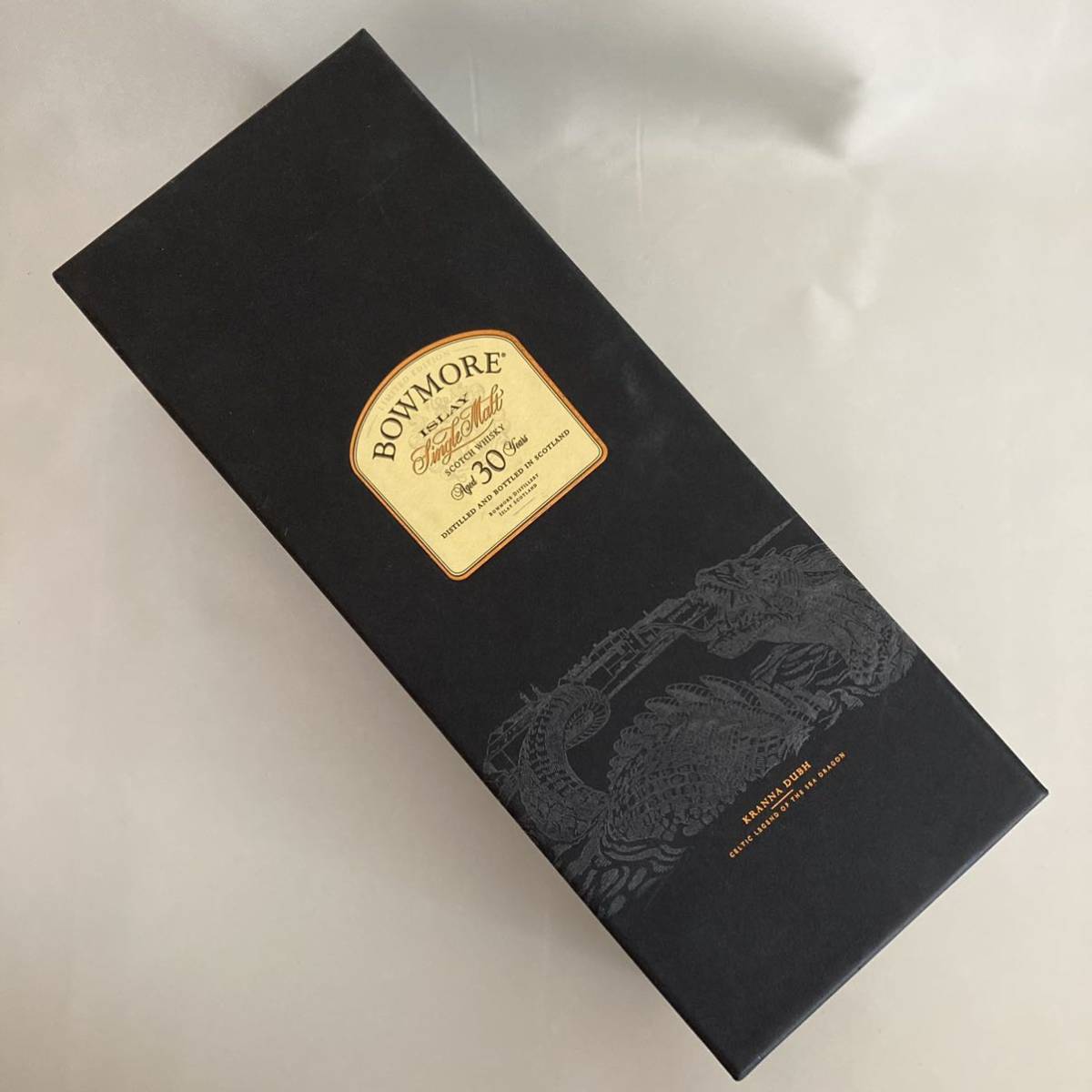 BOWMORE 30years/Kranna Dubh/43%vol/75cl・ボウモア30年熟成