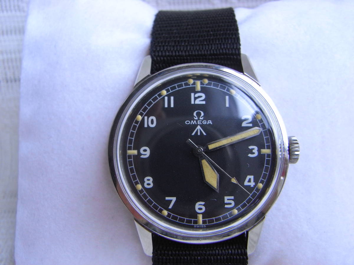オメガ 手巻き OMEGA O-7771| 英国空軍 ミリタリー3針 OH済み Cal.26.5
