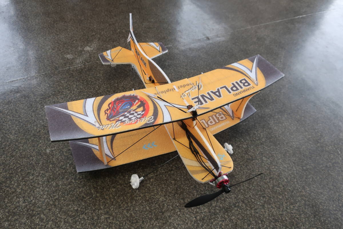 MINI BIPLANE EPP　3Dアクロ　屋内飛行機　4ch　★　美品　★