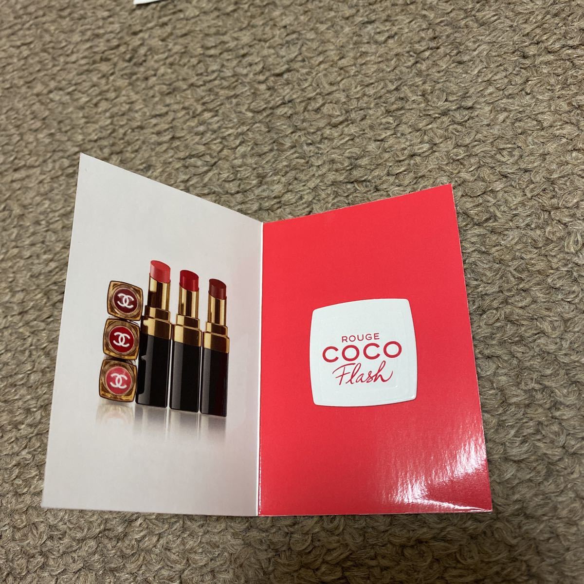 Chanel シャネル ルージュココフラッシュ ライヴ 口紅 リップ グロス サンプル ノベルティ 試供品 口紅 売買されたオークション情報 Yahooの商品情報をアーカイブ公開 オークファン Aucfan Com