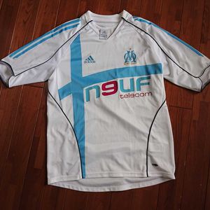 長友 ユニフォームの平均価格は4 992円 ヤフオク 等の長友 ユニフォームのオークション売買情報は11件が掲載されています