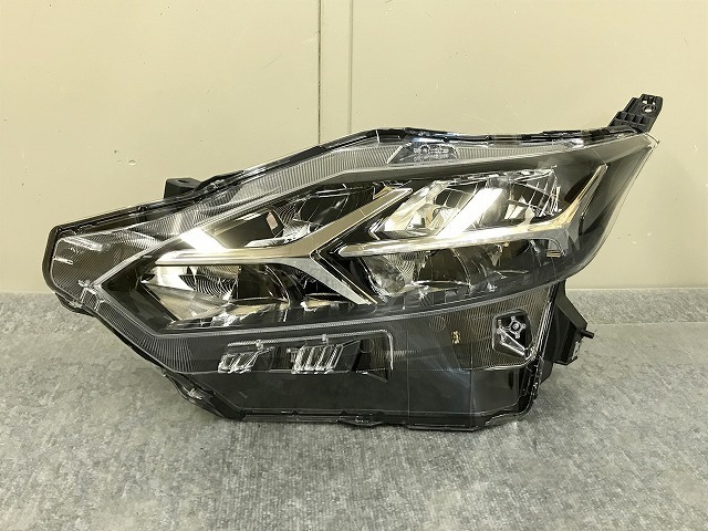 デイズ 純正 DAYZ B44W ハイウェイスター 前期 System Butterfly