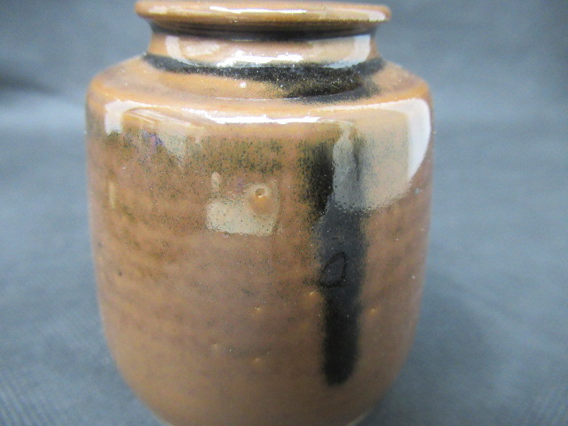 茶道具 加藤唐三郎造 肩衝茶入 古瀬戸 仕覆付 共箱 : 共箱あり Y09-25-A 古瀬戸肩衝茶入 V 袱紗付 茶道具！古瀬戸 肩衝 茶入！市松模様宝尽間道！『加藤 R6227