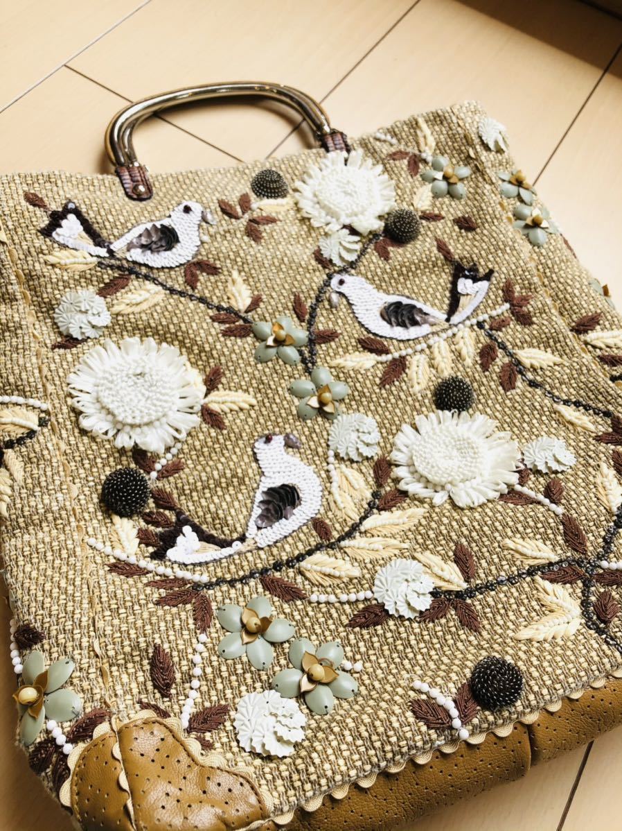 JAMIN PUECHジャマン・ピュエッシュ 手刺繍 繊細な刺繍 鳥・花々