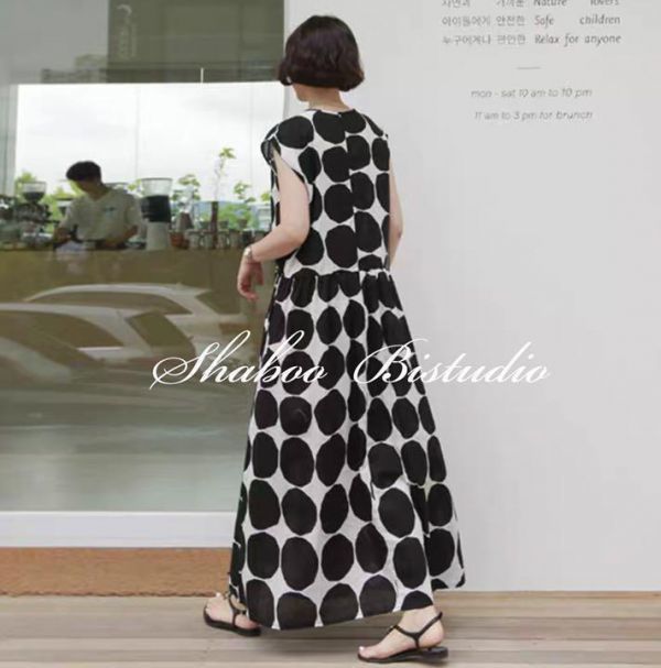 大 ビッグドットロングワンピース 水玉 韓国 ノースリーブ ロングスカート 売買されたオークション情報 Yahooの商品情報をアーカイブ公開 オークファン Aucfan Com
