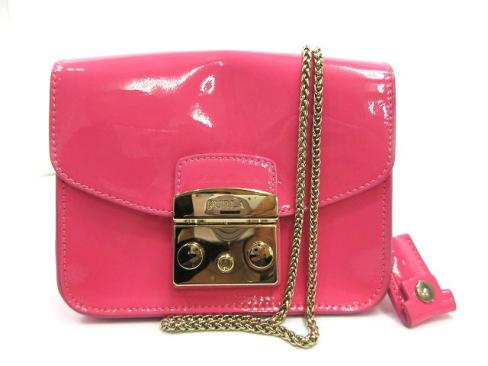 Furla エナメル バッグのヤフオク の相場 価格を見る ヤフオク のfurla エナメル バッグのオークション売買情報は3件が掲載されています