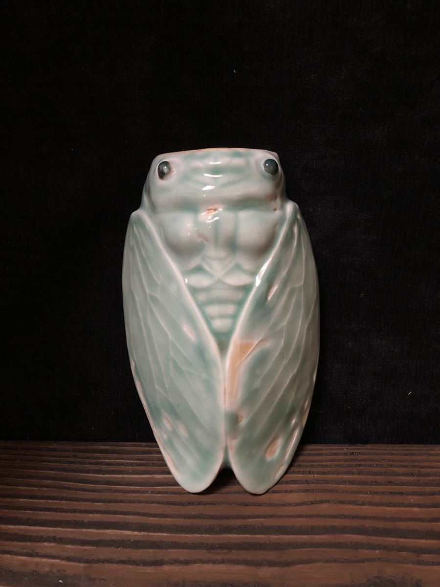 蝉 セミ 壁掛け花器 オブジェ 壁掛け 味わい深い造形陶器製 一輪挿し