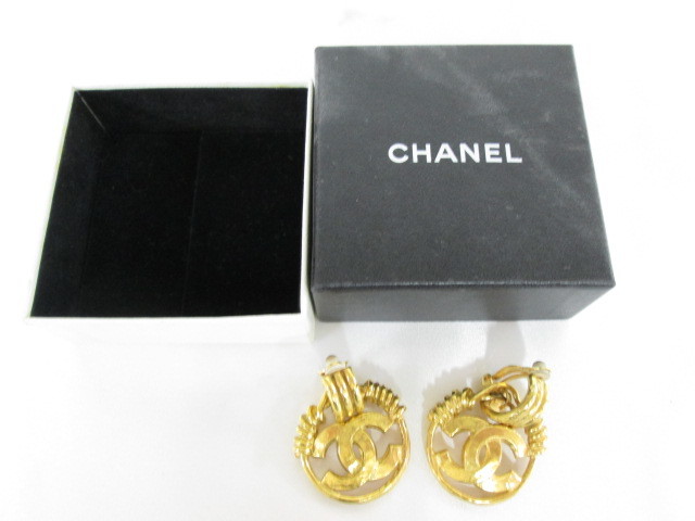 CHANEL シャネル ゴールドカラー ココマーク ヴィンテージ イヤリング 