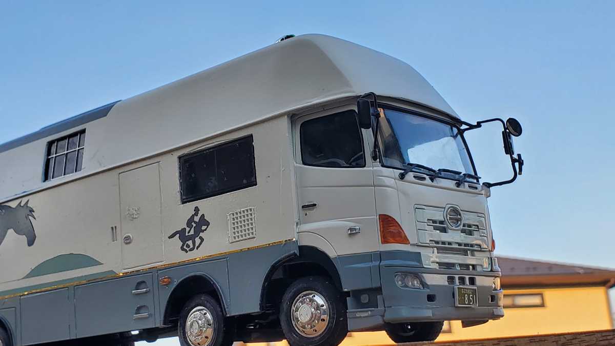 1/32アオシマトラック改造 自作競走馬運搬車完成品 1⁄32 - Yahoo!
