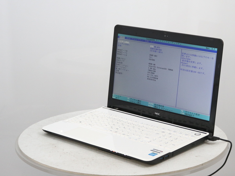 NEC LaVie LS150/M / RAM 8GB / ジャンク NEC PC-LS150RSW LaVie LS150/R Celeron 1005M 1.90GHz 4 GB 640 GB HDD□
