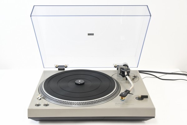Technics SL-1500 テクニクス ダイレクトドライブターンテーブル